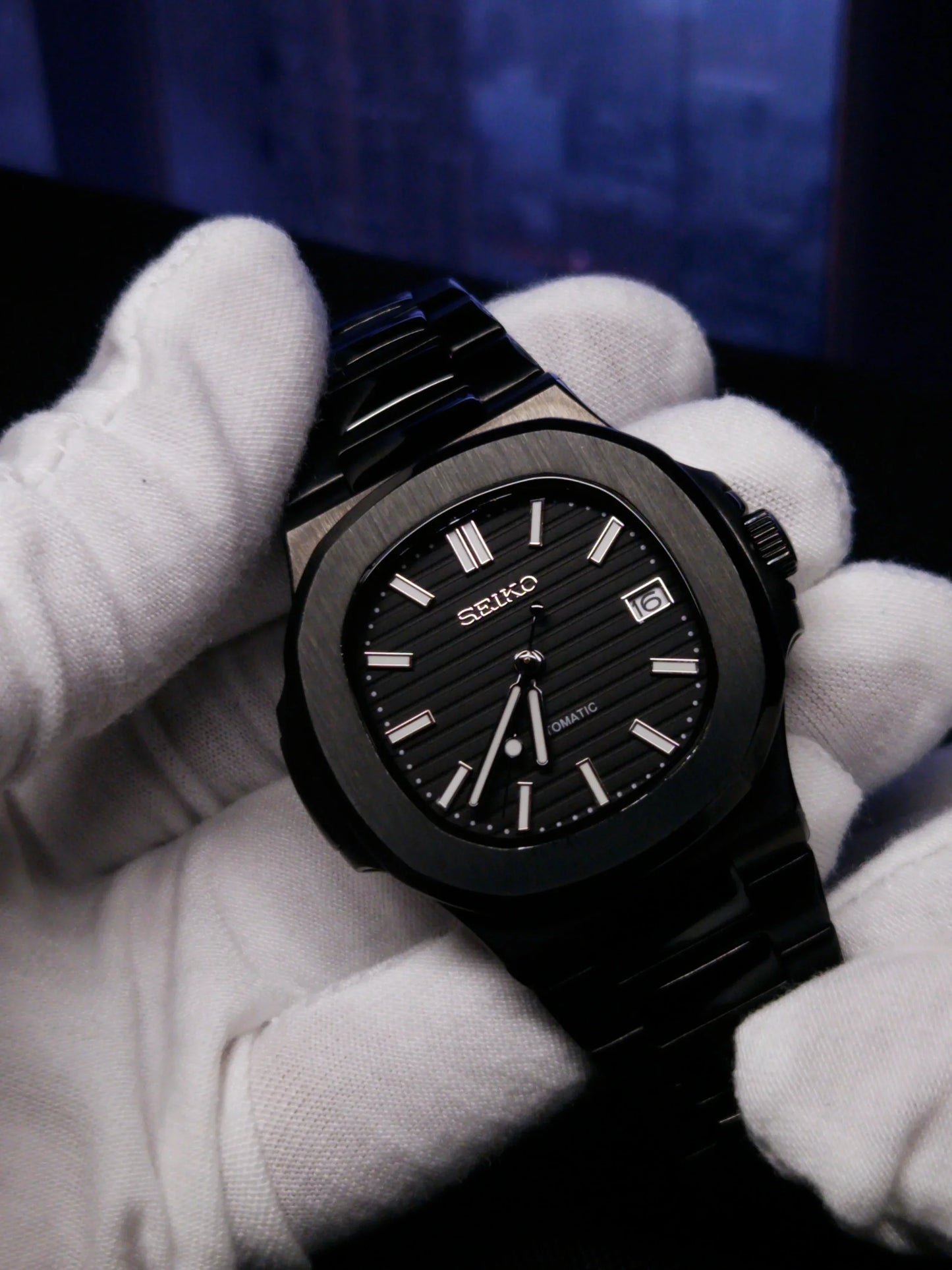 NAUTIKO MOD BLACKED OUT