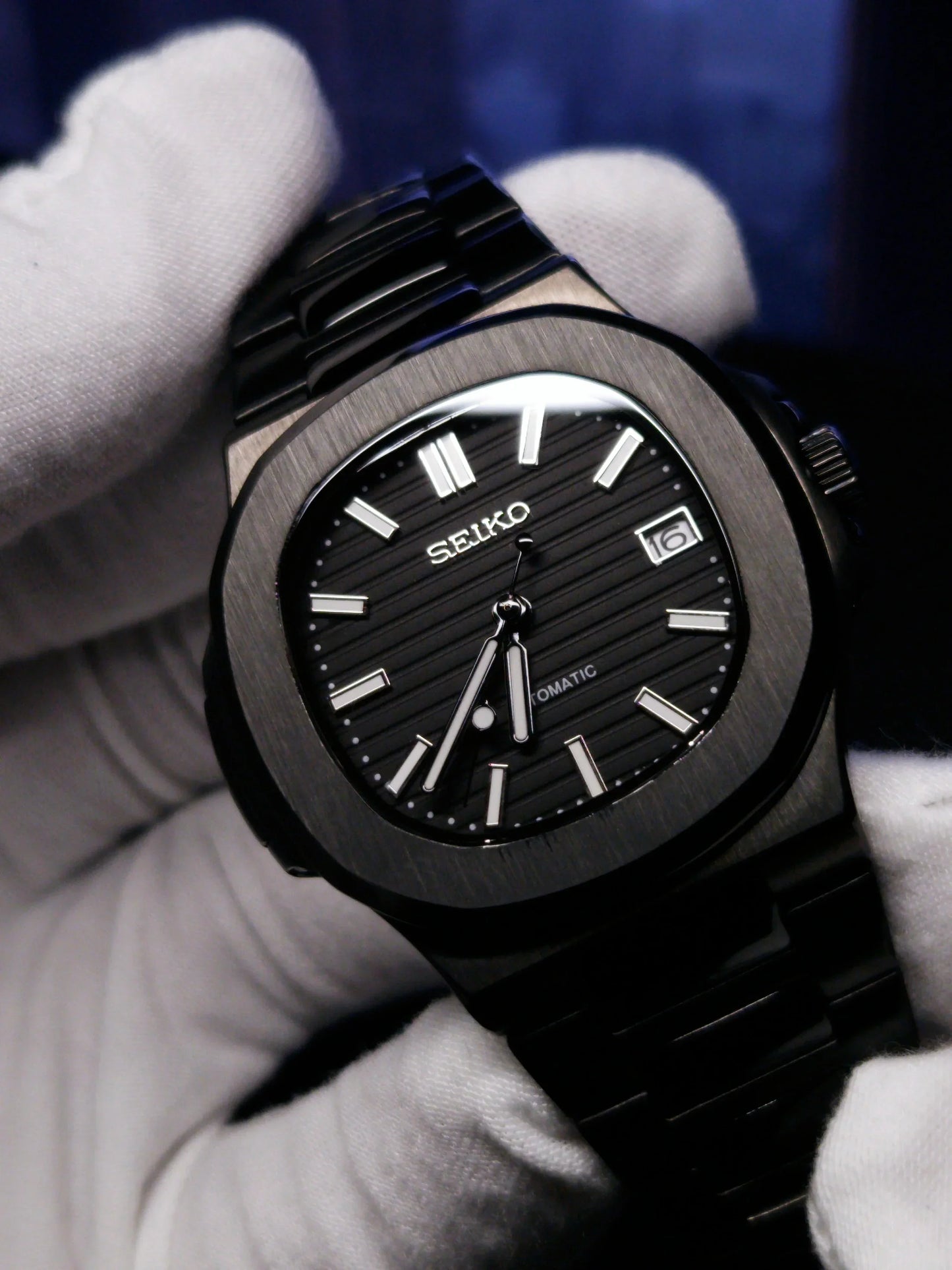 NAUTIKO MOD BLACKED OUT