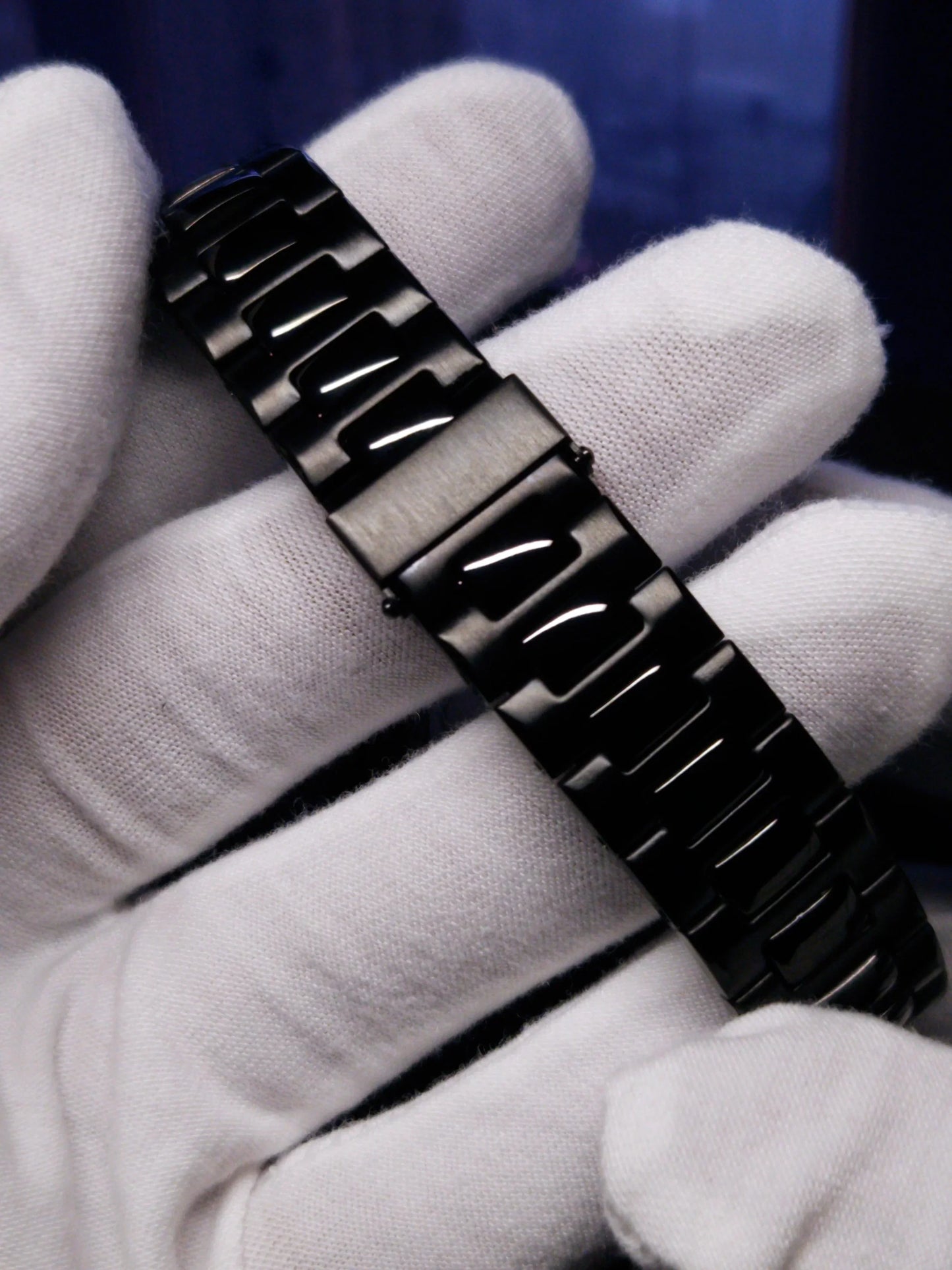 NAUTIKO MOD BLACKED OUT